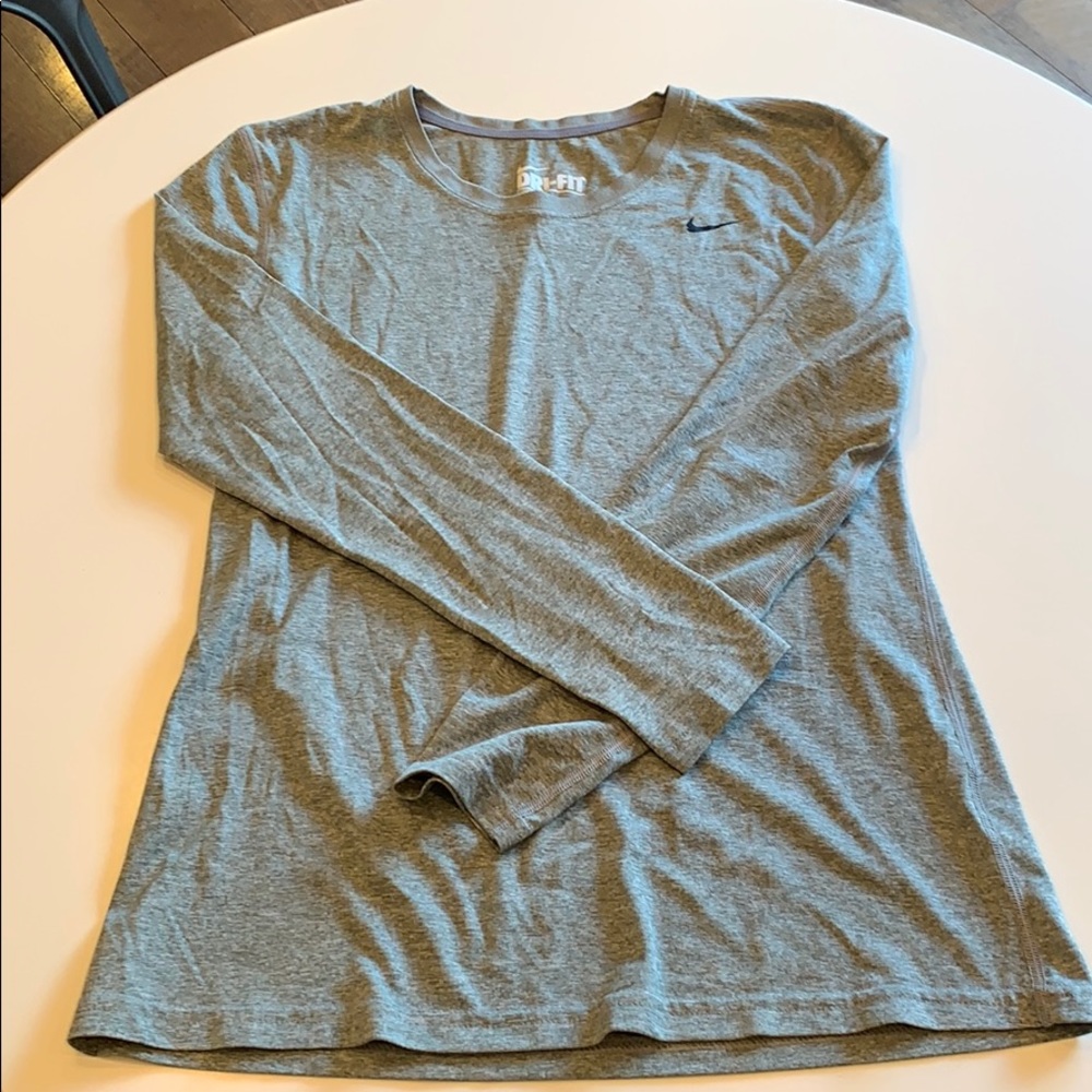 Long Sleeve Nike Dri-Fit - Medium
